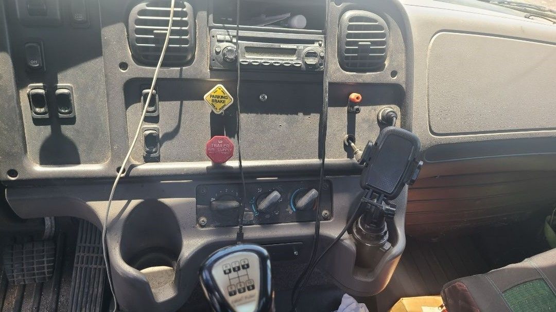 2013 FREIGHTLINER M2 112 - Image 3